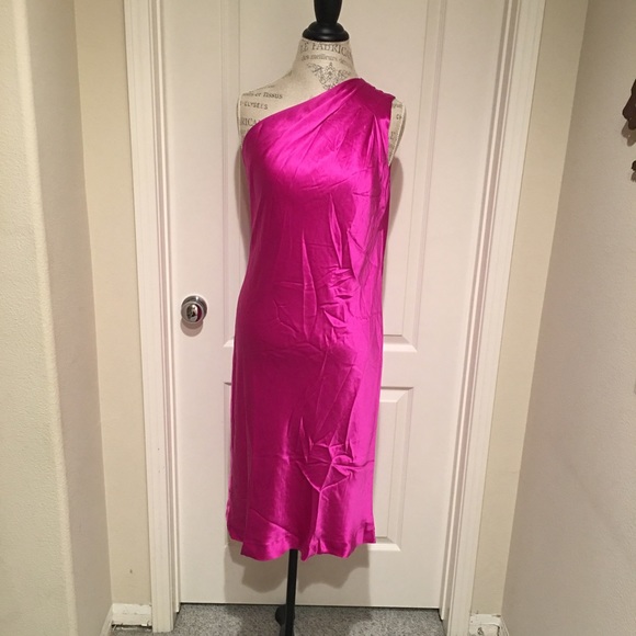 Banana Republic Dresses & Skirts - NWT Hot pink one-shoulder Banana Republic dress.
